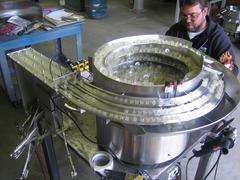 plastics parts feeder