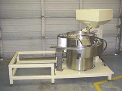 Vibratory feeder hopper table inline 